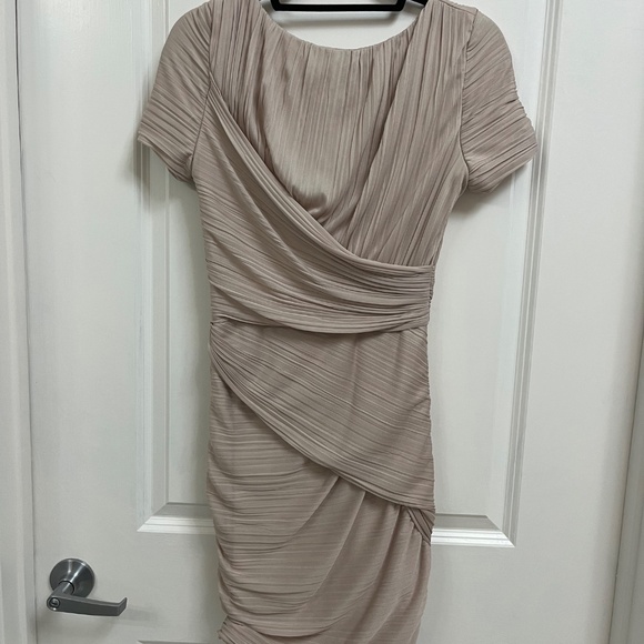 Halston Heritage Taupe Draped Ruched Cocktail Dress Size 6 - Picture 8 of 9